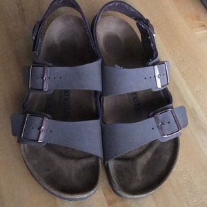 Birkenstock’s men’s brown sandal